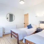 Lovely 2 Bedroom House In Cambridge