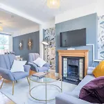 Lovely 2 Bedroom House In Cambridge